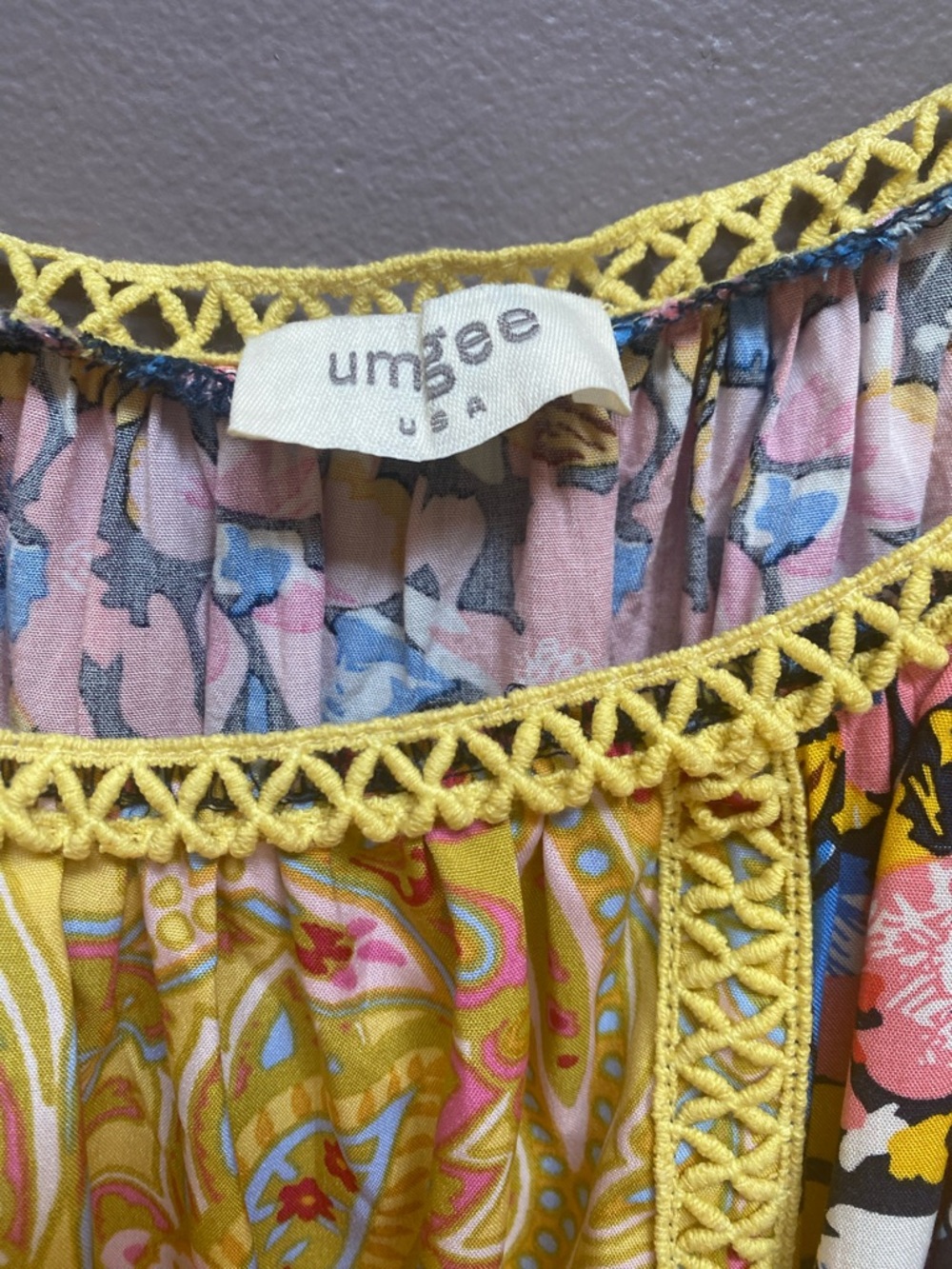 Umgee Boho Floral Paneled Peasant Top Sz S - Picture 7 of 7
